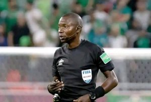 Lire la suite à propos de l’article FIFA: l’arbitre congolais Jean-Jacques Ndala présélectionné pour la Coupe du Monde 2026