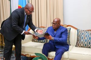 Lire la suite à propos de l’article RDC : le premier ministre Sama Lukonde dépose sa démission auprès de Tshisekedi