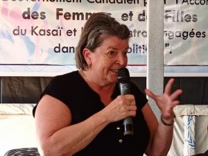 Lire la suite à propos de l’article Kasaï-central : l’Ambassade du Canada felicite l’ONG FMMDI pour l’accompagnement des femmes lors des élections de décembre 