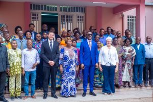 Lire la suite à propos de l’article EPST: Tony Mwaba lance l’atelier de formation des inspecteurs de maternelle et primaire 