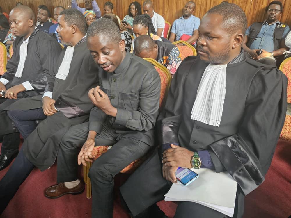 Lire la suite à propos de l’article RDC : Modero Nsimba a passé nuit à la prison centrale de Makala