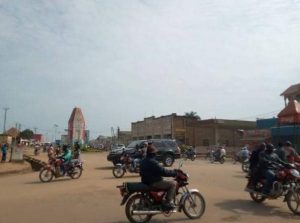 Lire la suite à propos de l’article Bunia: plusieurs maisons d’habitations visitées par des bandits au quartier Bankoko