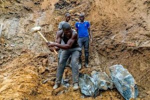 Lire la suite à propos de l’article Afrique-Economie: le Rwanda classé premier exportateur de coltan pour la 5ème fois en 10 ans (Agence ECOFIN)