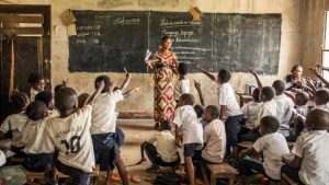 Lire la suite à propos de l’article Ituri: suite à l’insécurité dans leurs entités, 79 écoles de la sous-division scolaire d’Irumu fonctionnent en déplacement