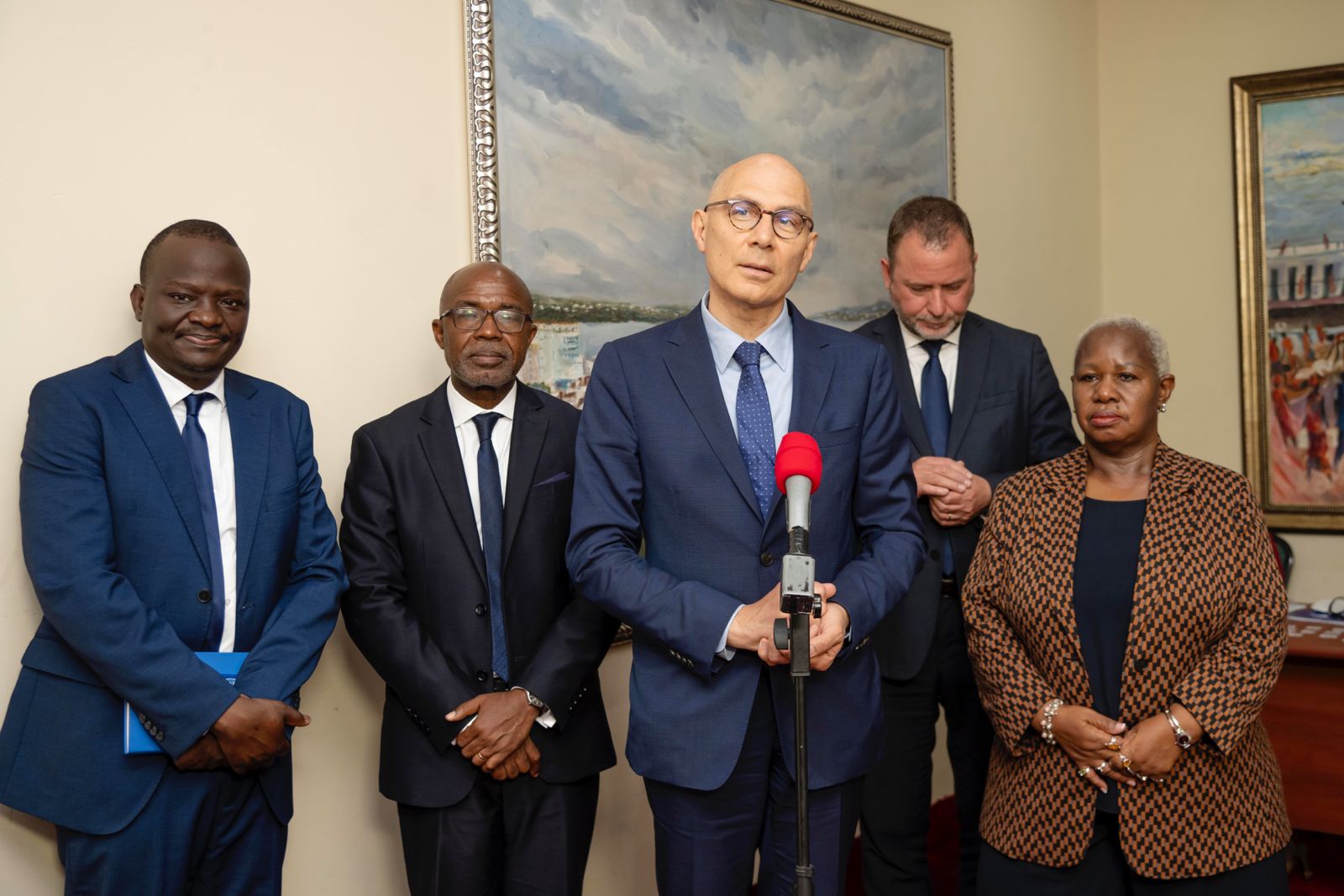 Lire la suite à propos de l’article RDC/ONU: Volker Türk appelle le prochain gouvernement à répondre aux attentes de la population