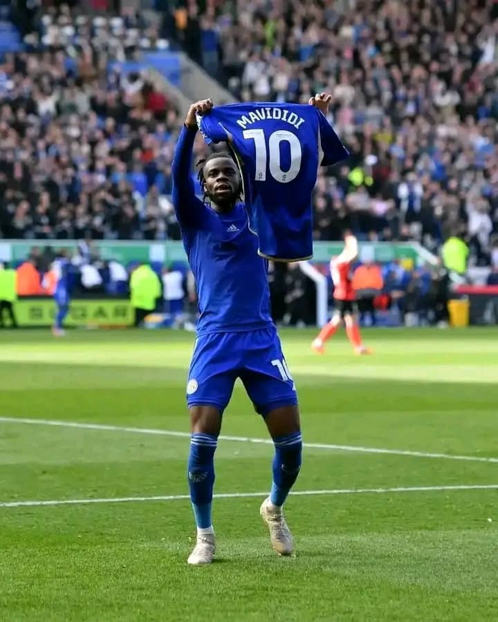 You are currently viewing Championship : Le Néo-Léopard Stephy Mavididi enchaîne avec Leicester City