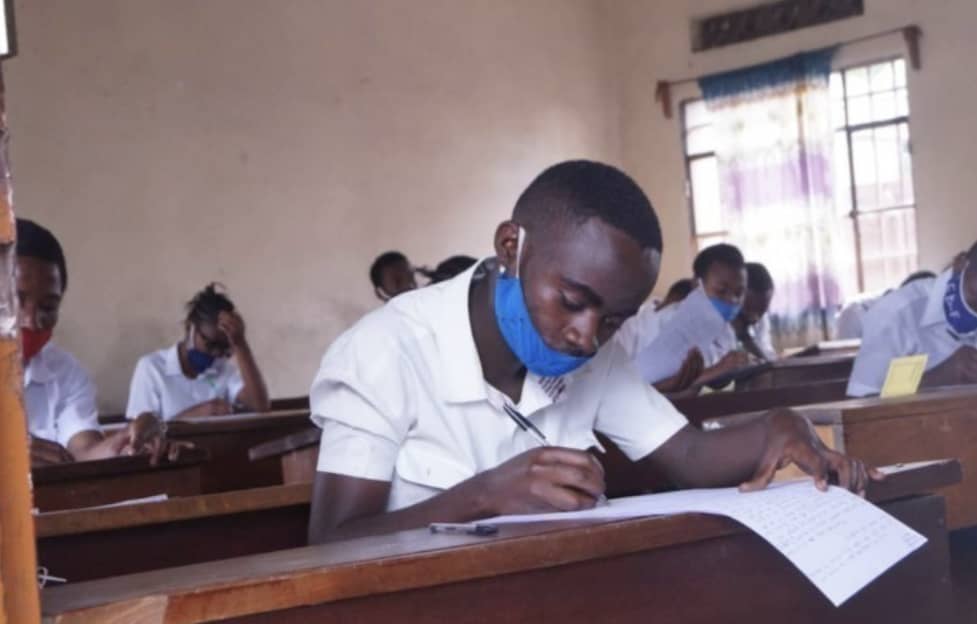 Lire la suite à propos de l’article Nord-Kivu : la Lucha salue la mesure d’exemption des élèves au paiement des frais de participation à l’Exétat