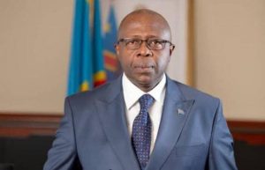 Lire la suite à propos de l’article Élections du bureau définitif de l’AN: “le chef de l’État doit prendre ses responsabilités, qu’on mette un ticket en place car pas de bureau, pas d’investure du gouvernement” (Christian Mwando