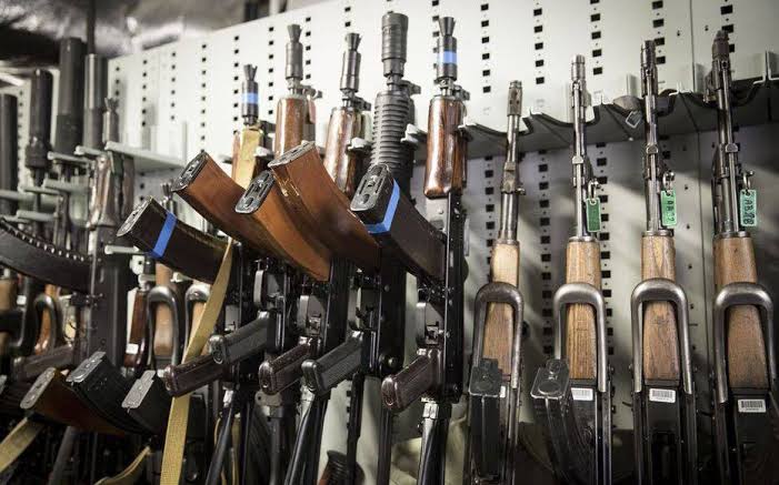 Lire la suite à propos de l’article Sécurité : Faux ! Il n’existe aucun partenariat entre la société ATESCI et AFRIDEX pour la production des armes et munitions en RDC