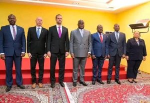 Lire la suite à propos de l’article RDC : Félix Tshisekedi reçoit les lettres de créance de trois ambassadeurs