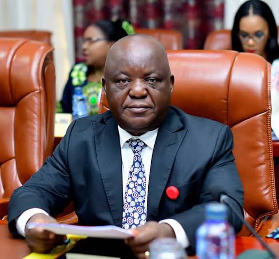 Lire la suite à propos de l’article Assemblée nationale : Mbusa Nyamwisi boude le ticket de l’Union Sacrée et depose sa candidature au poste de 2è vice président