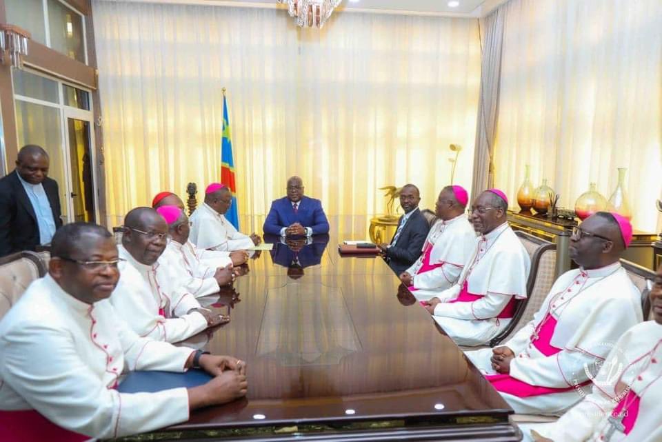 Lire la suite à propos de l’article RDC: la nouvelle équipe dirigeante de la CENCO présentée à Félix Tshisekedi 