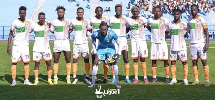 You are currently viewing Football : l’OC Renaissance suspendu pour les deux prochaines éditions de la coupe du Congo
