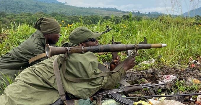 Lire la suite à propos de l’article Attaque mortelle contre une base des militaires Sud-africains en RDC : Bilan des pertes et antécédents de ce crime 