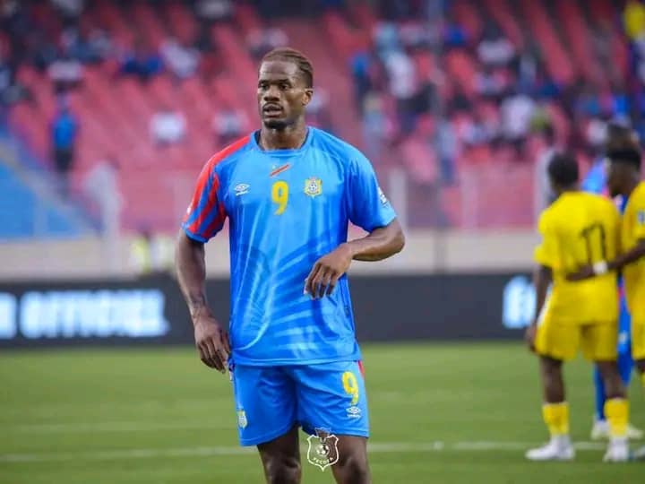 You are currently viewing Football : Samuel Essende va poser ses valises en Allemagne 