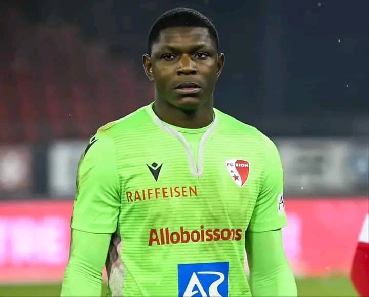 You are currently viewing Football : Timothy Fayulu dans le viseur d’un club anglais de deuxième division