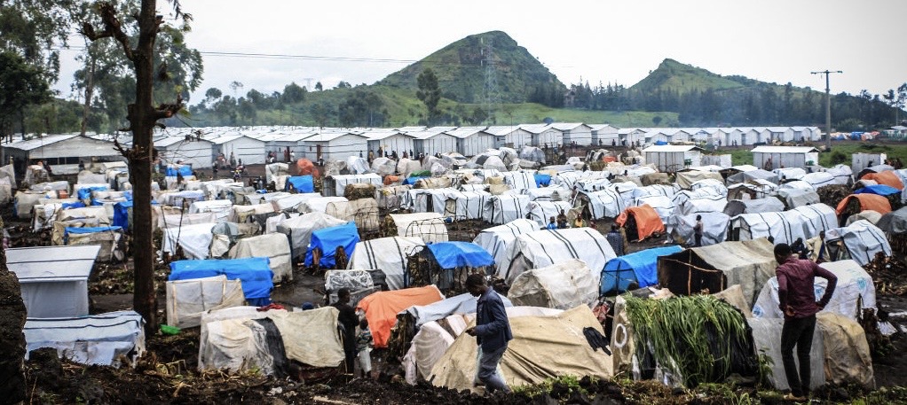 You are currently viewing Guerre au Nord-Kivu : un enfant meurt par manque de nourriture dans un camp de déplacés à Nyiragongo