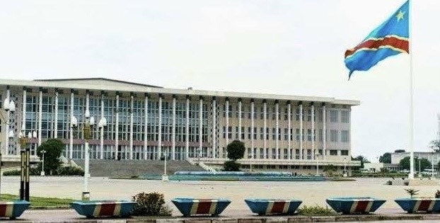 Lire la suite à propos de l’article RDC/Affaire émoluments des députés nationaux : Martin Fayulu et l’Odep contredisent Vital Kamerhe