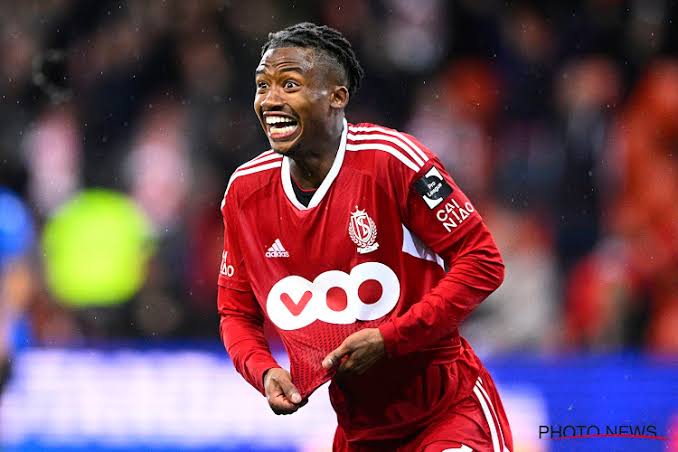You are currently viewing Football : deux clubs allemands dans la lutte pour William Balikwisha