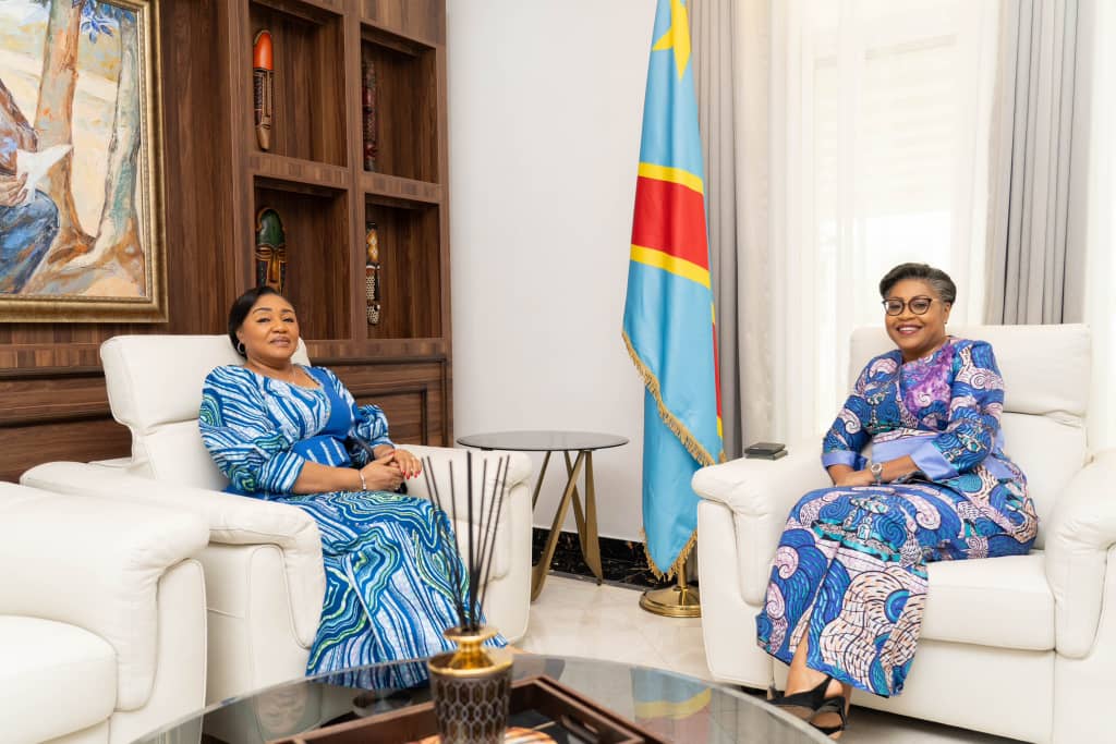 Lire la suite à propos de l’article RDC : Voici l’essentiel des échanges entre Denise Nyakeru et Judith Suminwa 