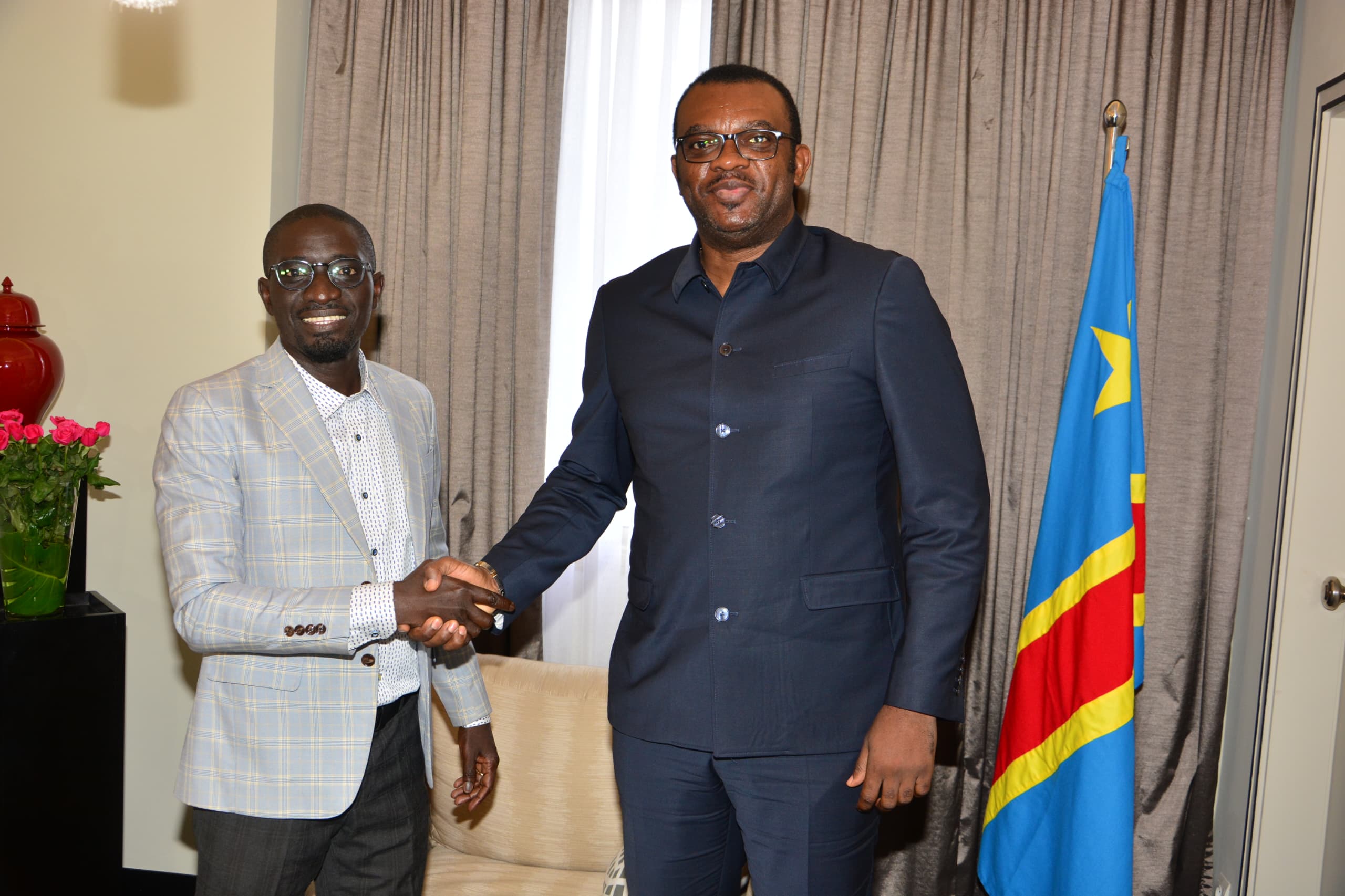 Lire la suite à propos de l’article Diplomatie : la RDC, la Guinée et le Sénégal établissent les liens de collaboration