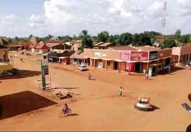 You are currently viewing Aru : « Quiconque organisera une journée ville morte sera arrêté » (Administrateur de territoire )