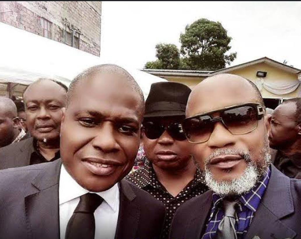 Lire la suite à propos de l’article Invitation de Koffi Olomide à la Cour de Cassation : Pour Martin Fayulu, « c’est une insulte de trop pour notre peuple »