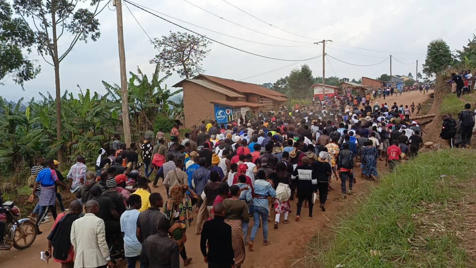 You are currently viewing Butembo : des habitants dans la rue pour dénoncer l’avancée des M23/RDF