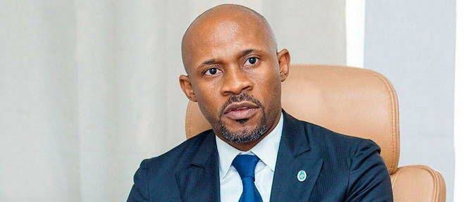 Lire la suite à propos de l’article Guerre dans l’Est : “il est hors de question d’arrêter la coopération RDC-Ouganda” (P.Muyaya)