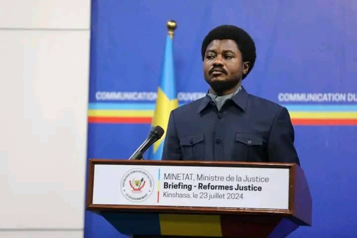 You are currently viewing Kisangani : Constant Mutamba relance le processus d’indemnisation des victimes des guerres
