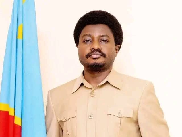 You are currently viewing C. Mutamba sur les accusations de SYNAMAC : « les réformes courageuses en cours vont se poursuivre à la satisfaction générale de notre peuple »