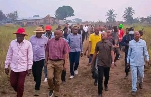 Lire la suite à propos de l’article Kasaï-Central : le bureau de l’Ass.Prov satisfait de l’évolution des travaux de réhabilitation de la route Kananga-Kalamba-Mbuji
