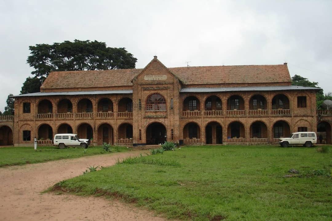 Lire la suite à propos de l’article Rentrée scolaire 2024: les chefs d’établissements de la Sous-division de l’EDU-NC Kazumba-Centre reçoivent des lignes directrices