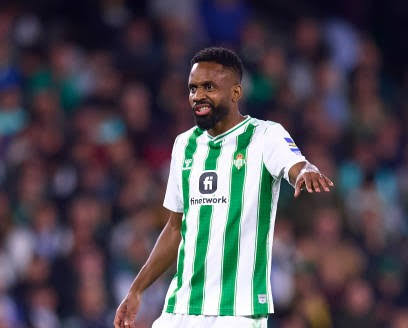 Lire la suite à propos de l’article Football : Cédric Bakambu de retour dans le groupe de Betis Séville