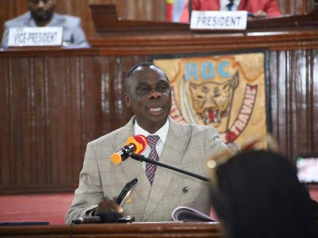 You are currently viewing Forum Chine-RDC : le gouverneur du Kasaï-Oriental séduit les investisseurs chinois par un marketing poignant des potentialités de cette province