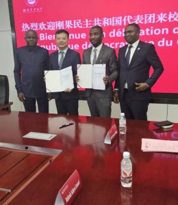 Lire la suite à propos de l’article Coopération : la RDC et la Chine signent un protocole d’accord pour l’exportation des produits congolais vers la Chine