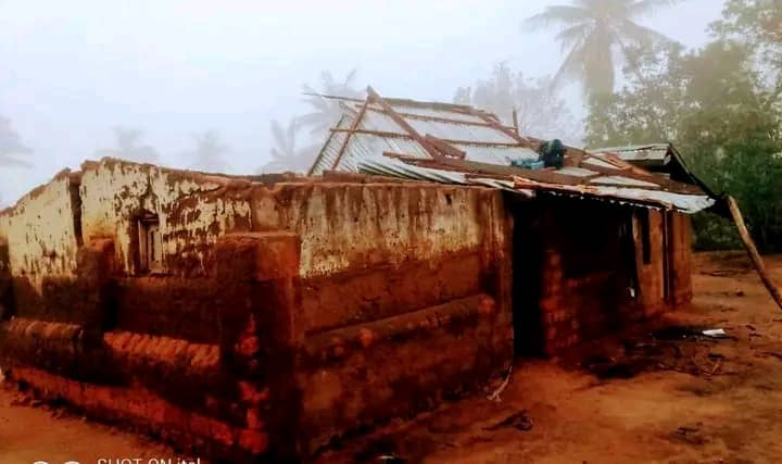 You are currently viewing Kasaï-Central : le bureau de l’assemblée provinciale préoccupé par les dégâts de la pluie diluvienne à Dimbelenge