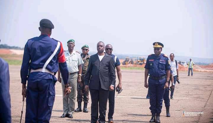 You are currently viewing Kasai-Oriental : le gouverneur Mbuebua à Kinshasa pour plaider la cause de sa province