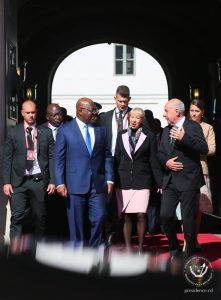Lire la suite à propos de l’article Diplomatie : Félix Tshisekedi échange avec son homologue hongrois pour renforcer les relations bilatérales de deux pays