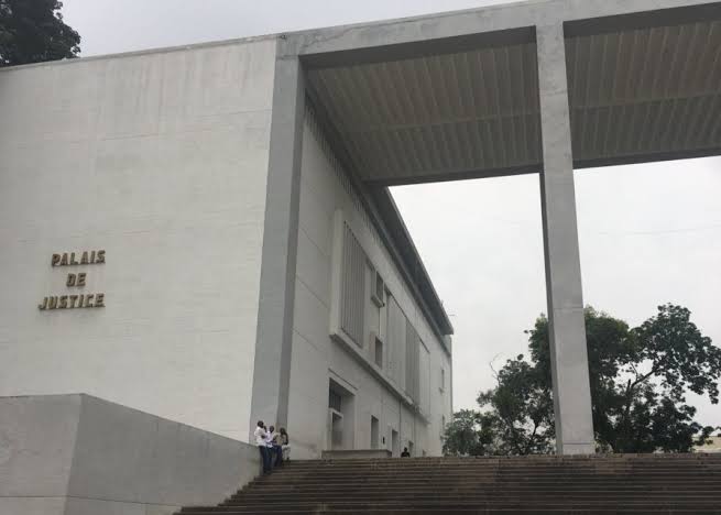 You are currently viewing RDC : la bancarisation entraîne une Hausse significative des recettes judiciaires, 444 millions de CDF collectés en un mois