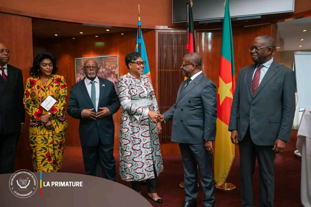 You are currently viewing Diplomatie: vers une coopération bilatérale solide entre la RDC et le Cameroun