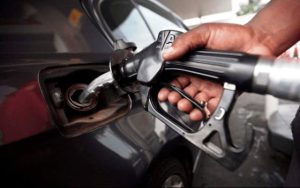 Lire la suite à propos de l’article Économie: le prix d’essence et du gasoil vu à la baisse