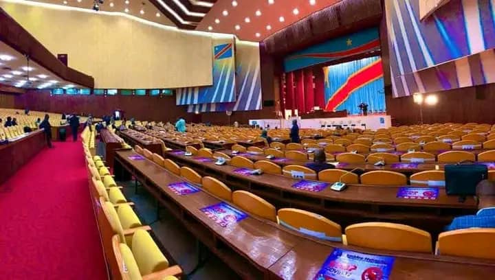 You are currently viewing RDC/Ass.Nat : Adoption du rapport de l’ecofin sur la reddition des comptes 2023 et la loi de finances rectificatives 2024