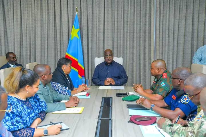Lire la suite à propos de l’article Kisangani : Félix Tshisekedi donne à nouveau des instructions pour assurer la sécurité sur le territoire national 