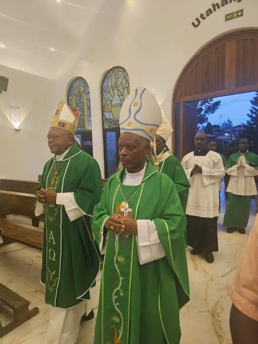 Lire la suite à propos de l’article Symposium des Conférences Épiscopales d’Afrique et de Madagascar : Fridolin Ambongo déjà au Rwanda 