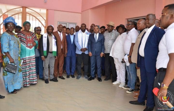 Lire la suite à propos de l’article Kananga : les opérateurs économiques sensibilisés sur les opportunités d’exportation des produits locaux