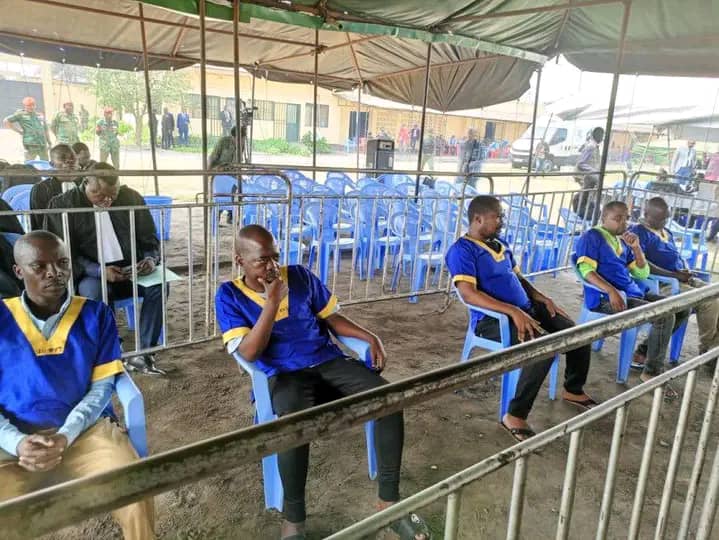 Lire la suite à propos de l’article Audience à la Haute Cour militaire : Trois prévenus nient leur appartenance au mouvement insurrectionnel « Alliance Fleuve Congo »