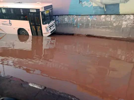 You are currently viewing Dégradation du boulevard Lumumba au niveau du saut-de-mouton de Debonhome : la population lance un cri d’alarme
