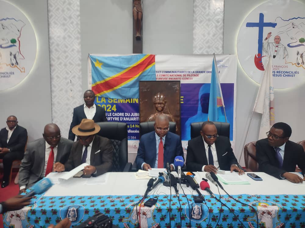 Lire la suite à propos de l’article RDC : « Aucune disposition de la constitution n’empêche Tshisekedi d’améliorer les conditions sociales du peuple congolais », déclare l’opposition