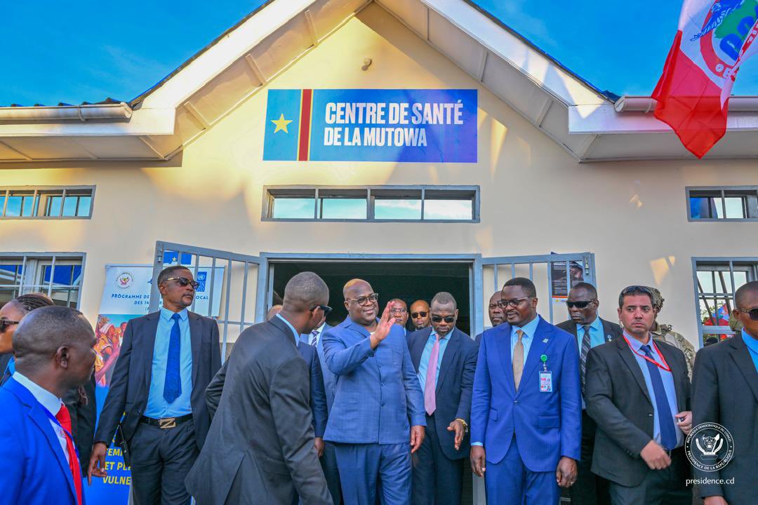 Lire la suite à propos de l’article Tanganyika : Félix Tshisekedi inaugure le 1er centre de santé du PDL-145T